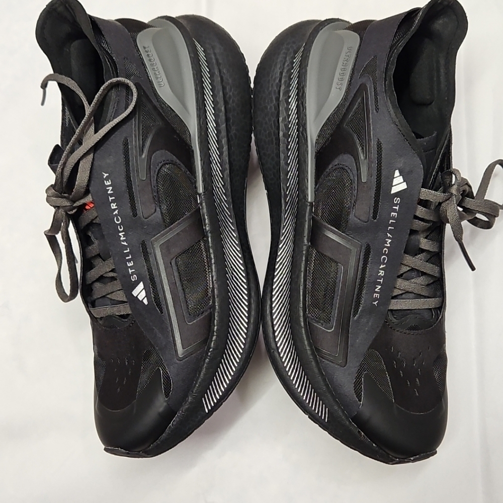 adidas WMNS × Stella McCartney Ultraboost 5 Black IE8771 Women's Size 9